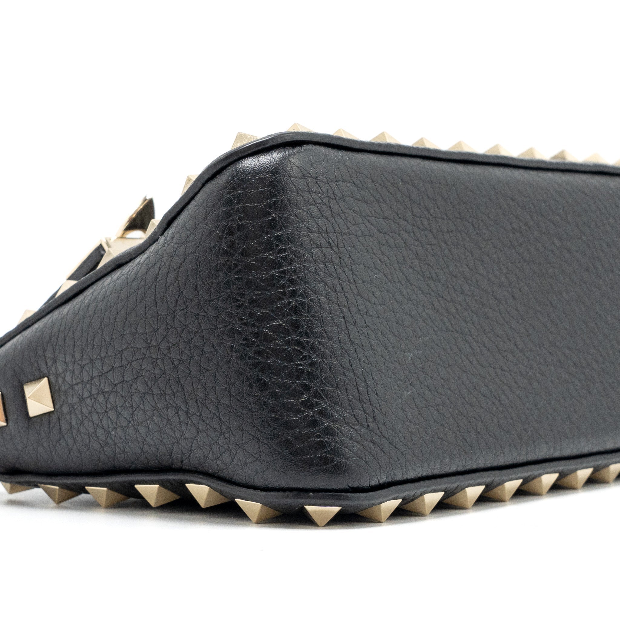 VALENTINO ROCKSTUD SMALL TOP HANDLE SHOULDER BAG CALFSKIN BLACK LGHW