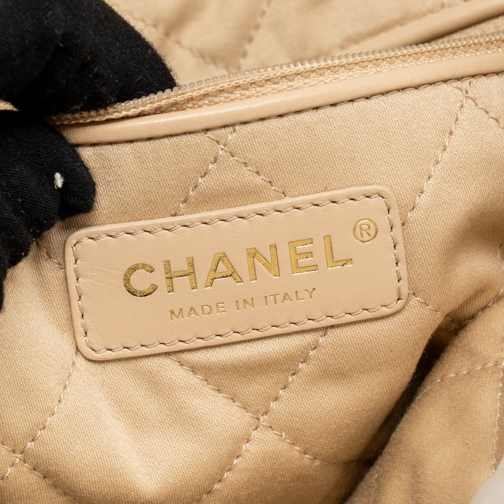 CHANEL SMALL 22 BAG WITH BLACK LETTER LOGO CALFSKIN WHITE GHW (MICROCHIP)