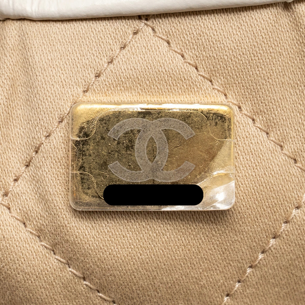 CHANEL SMALL 22 BAG WITH BLACK LETTER LOGO CALFSKIN WHITE GHW (MICROCHIP)