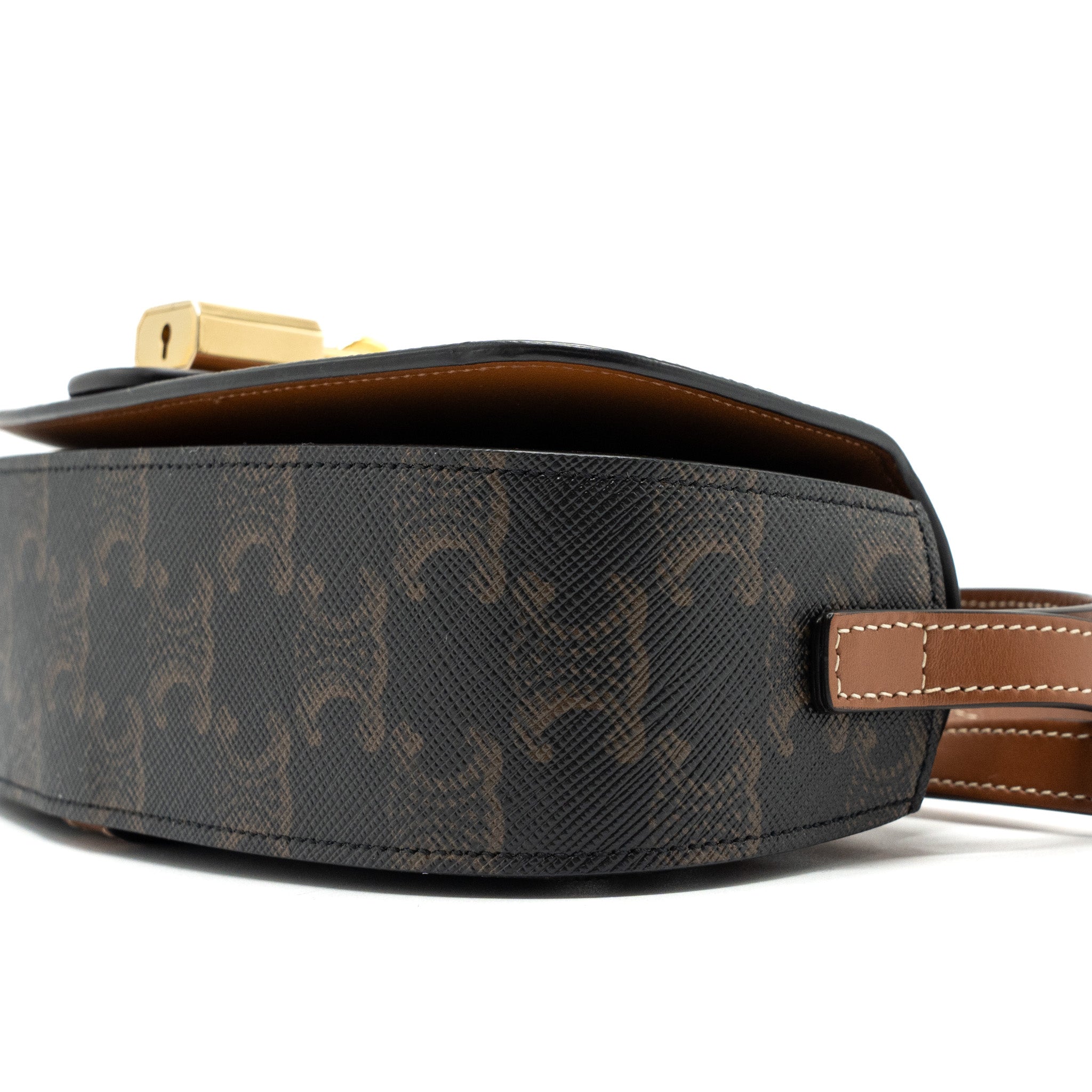CELINE CLUTCH ON STRAP TABOU TRIOMPHE CANVAS/ CALFSKIN TAN GHW