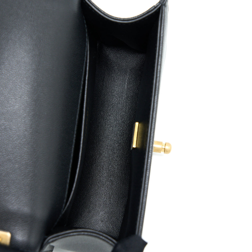 CHANEL SMALL BOY CAVIAR BLACK BRUSHED GHW (MICROCHIP)