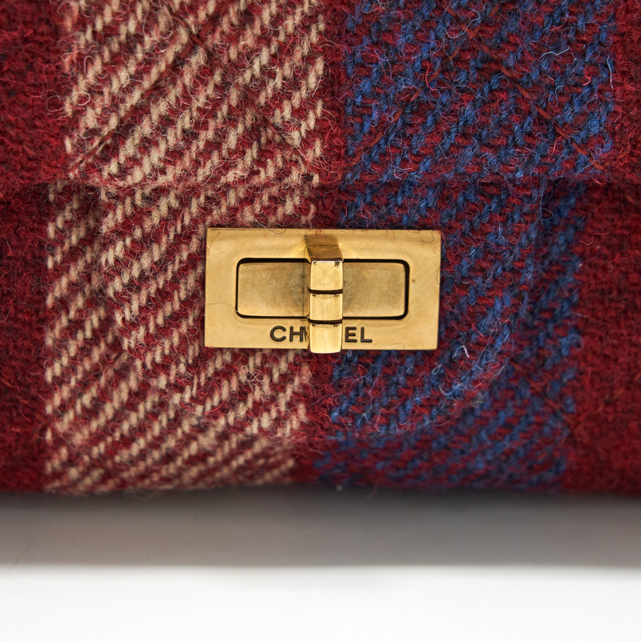 CHANEL 2.55 226 REISSUE DOUBLE FLAP BAG FABRIC MULTICOLOUR GOLD HARDWARE