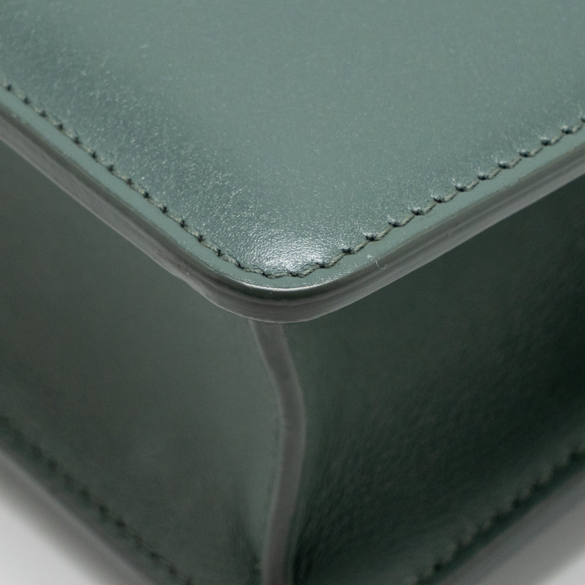 DIOR 30 MONTAIGNE MEDIUM FLAP BAG CALFSKIN GREEN GHW