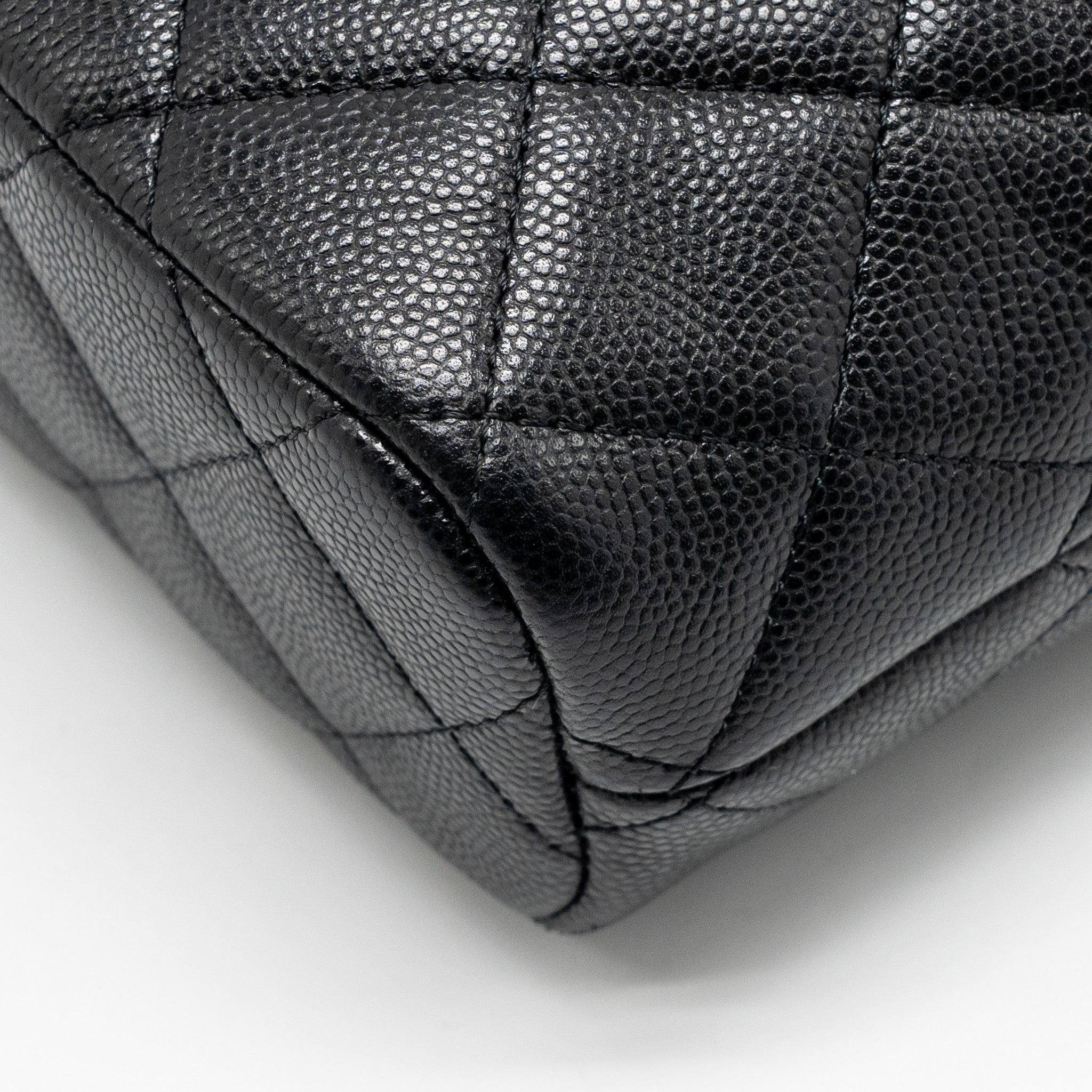 CHANEL 25C DETAIL LOGO QUILTED HOBO BAG CAVIAR BLACK GHW (MICROCHIP)