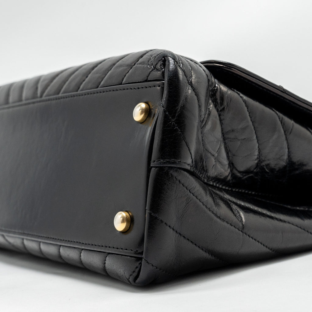 CHANEL MEDIUM COCO HANDLE CHEVRON CALFSKIN BLACK GHW