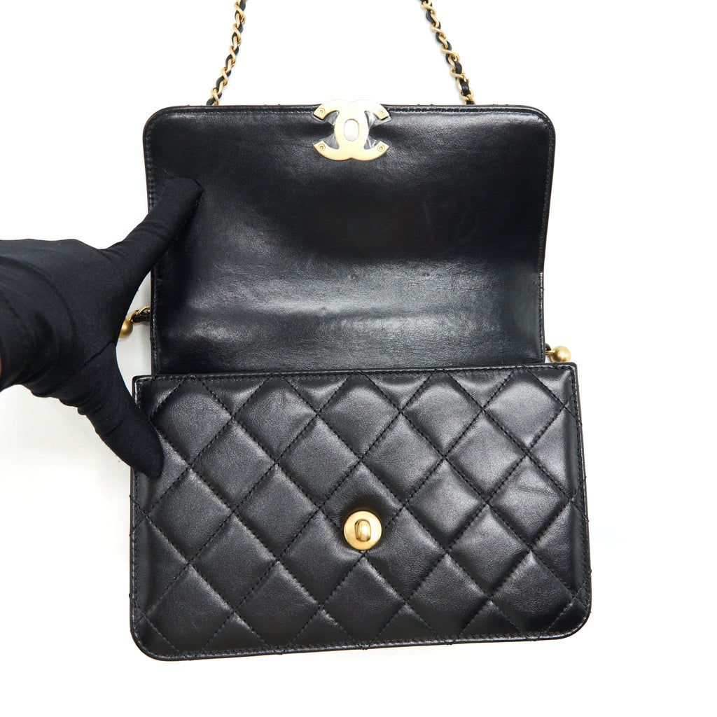 CHANEL 21A GOLD CRUSH FLAP BAG CALFSKIN BLACK GHW (MICROCHIP)