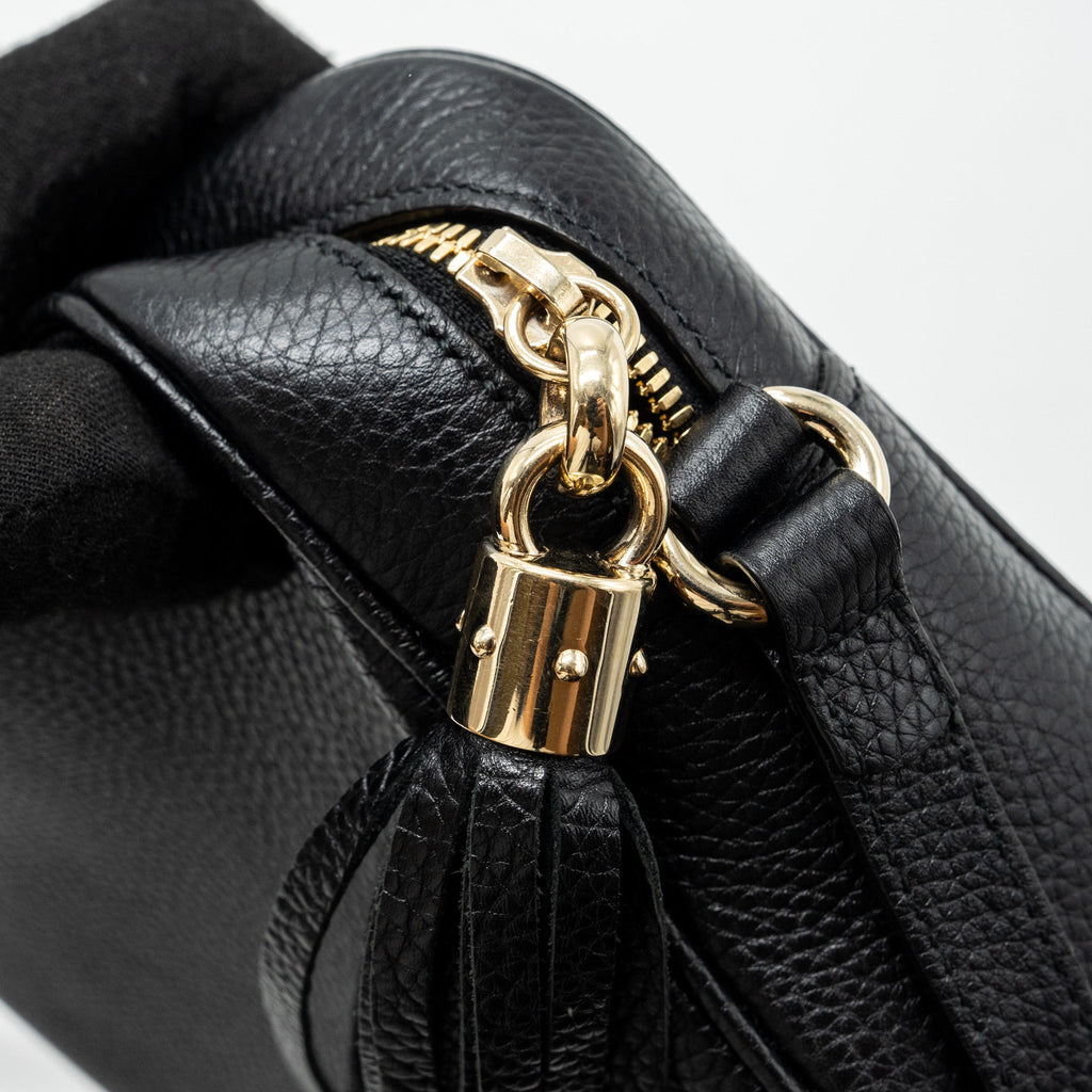 GUCCI SOHO DISCO CAMERA BAG GRAINED CALFSKIN BLACK GHW