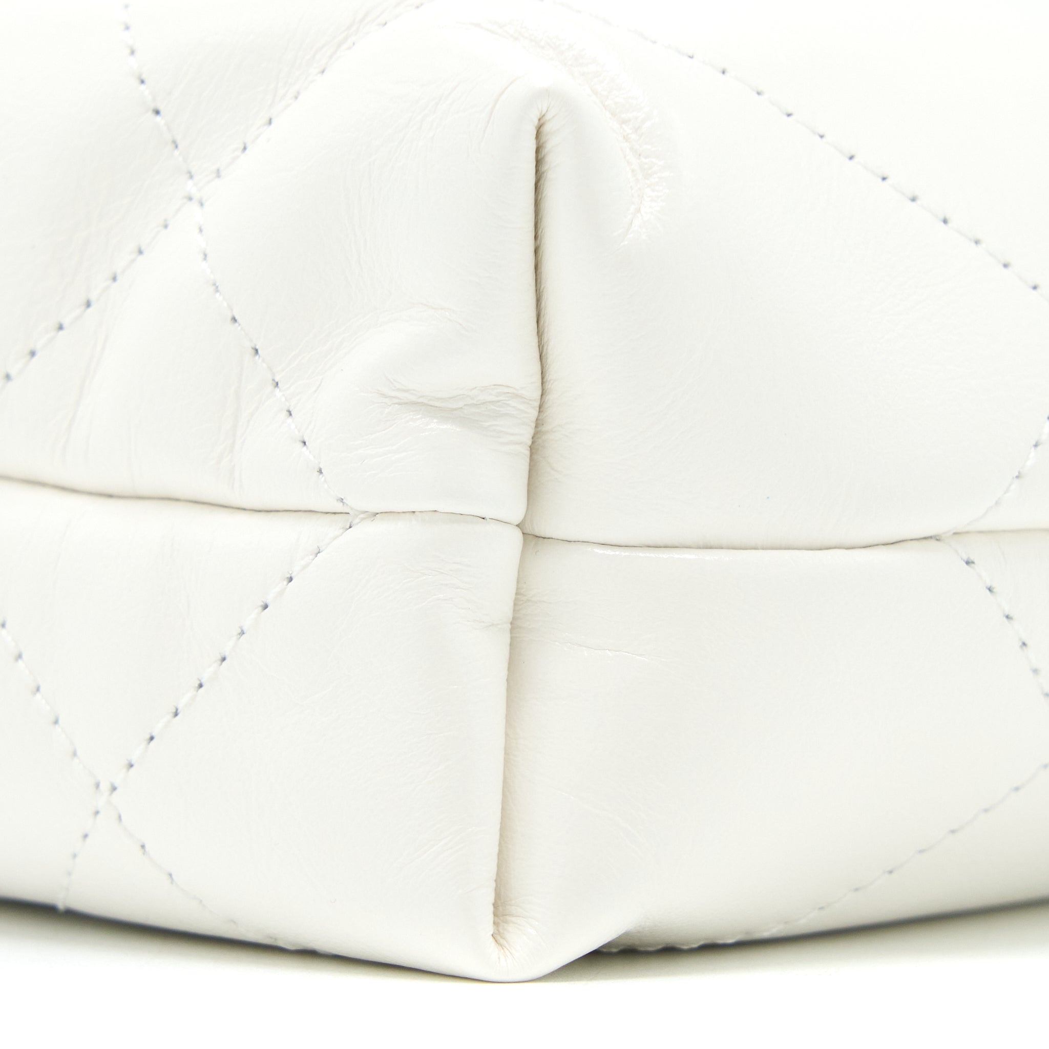 CHANEL 23S MINI 22 BAG SHINY CALFSKIN WHITE GHW (MICROCHIP)