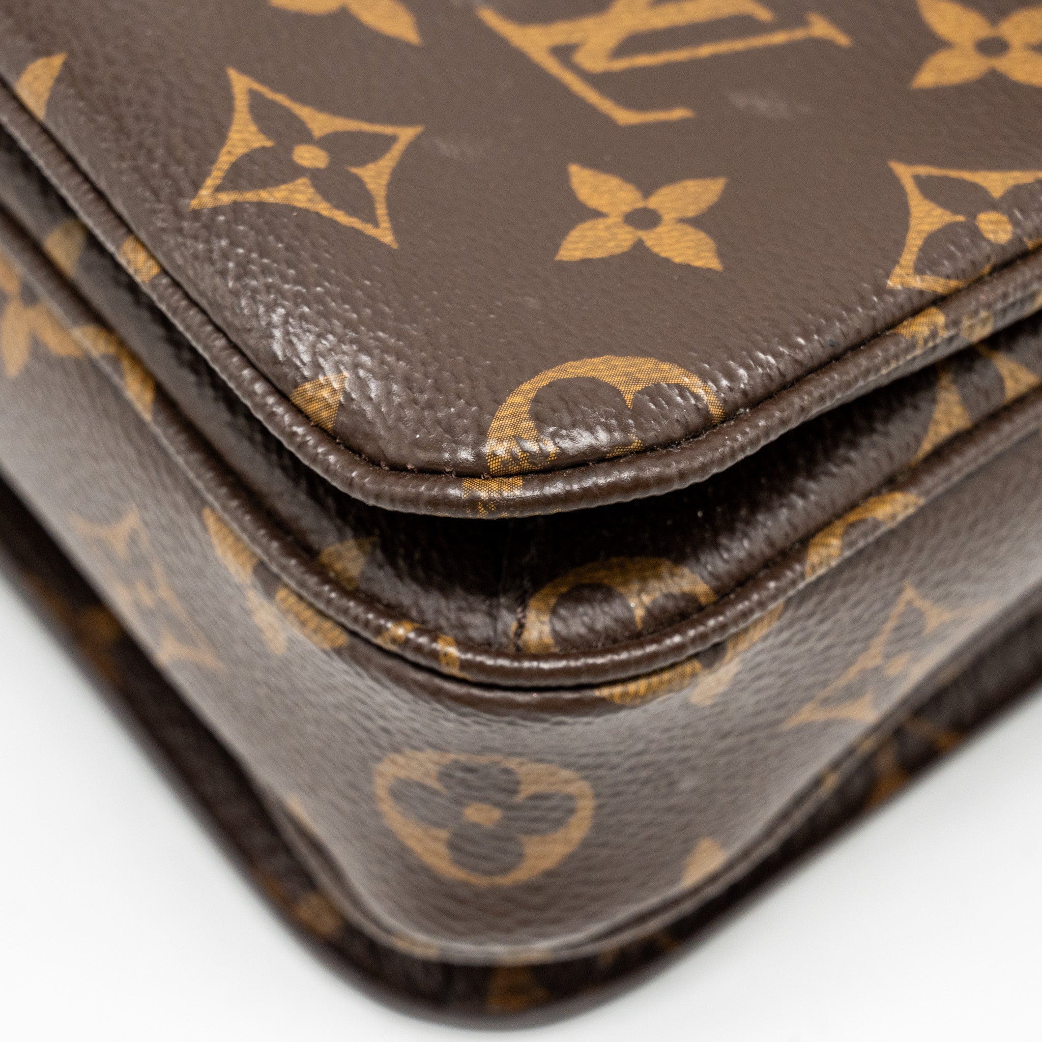 LOUIS VUITTON POCHETTE MÉTIS MONOGRAM CANVAS GHW