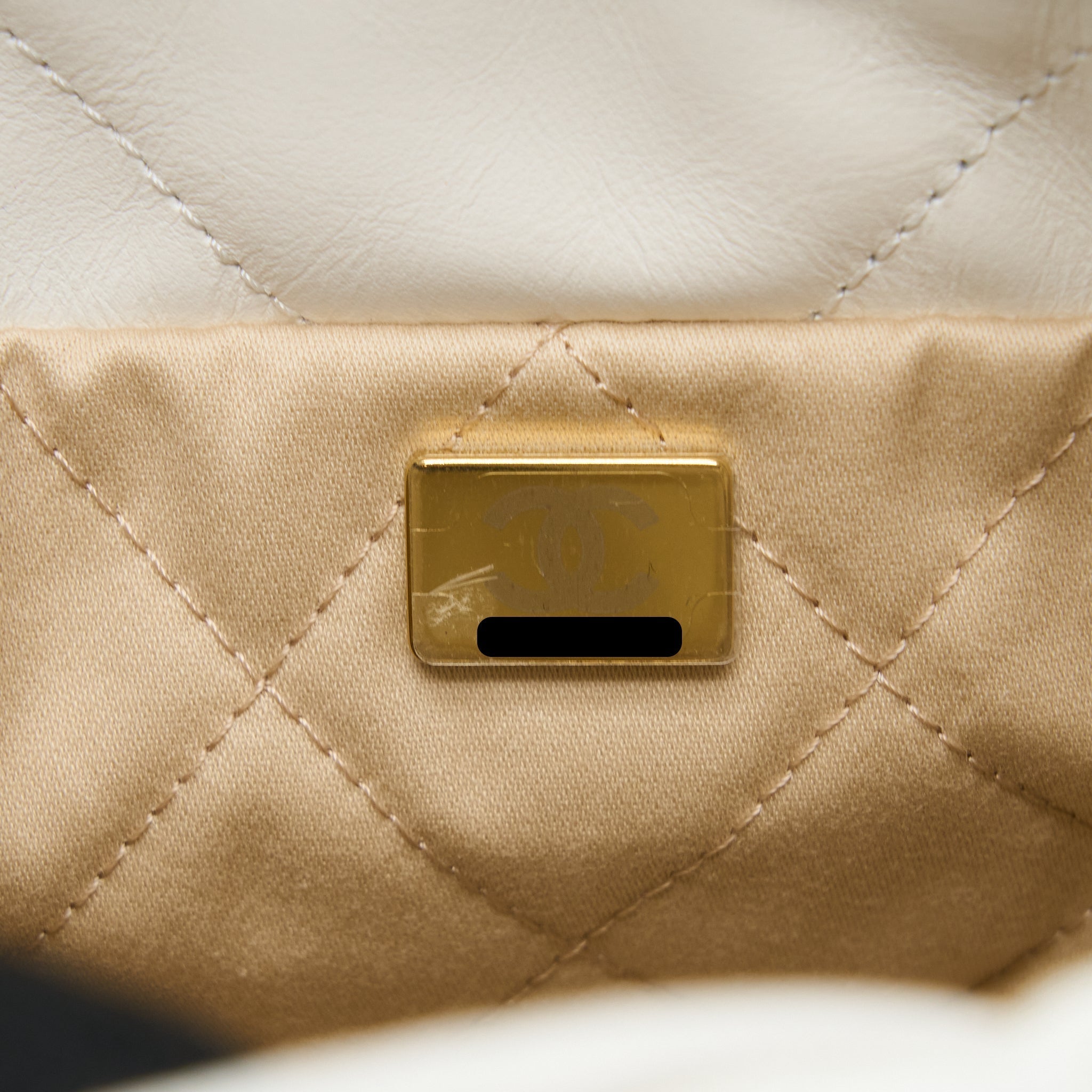CHANEL 23S MINI 22 BAG SHINY CALFSKIN WHITE GHW (MICROCHIP)