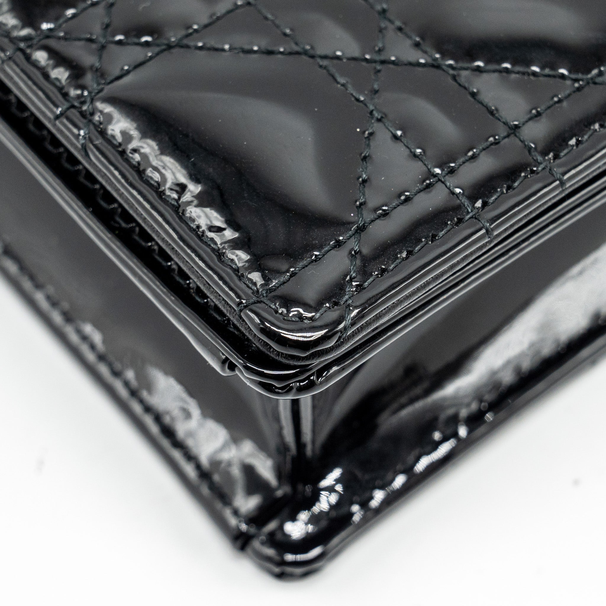 DIOR LADY DIOR POUCH WALLET ON CHAIN PATENT BLACK LGHW