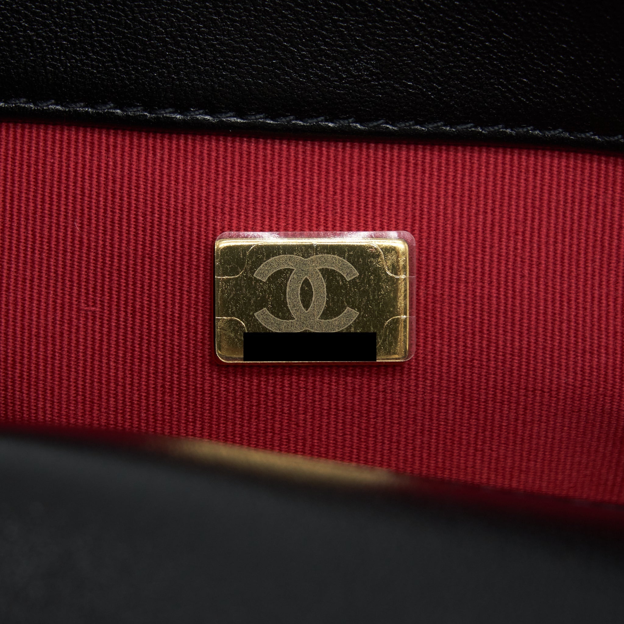 CHANEL SMALL 19 BAG LAMBSKIN BLACK WITH MULTICOLOUR HARDWARE (MICROCHIP)