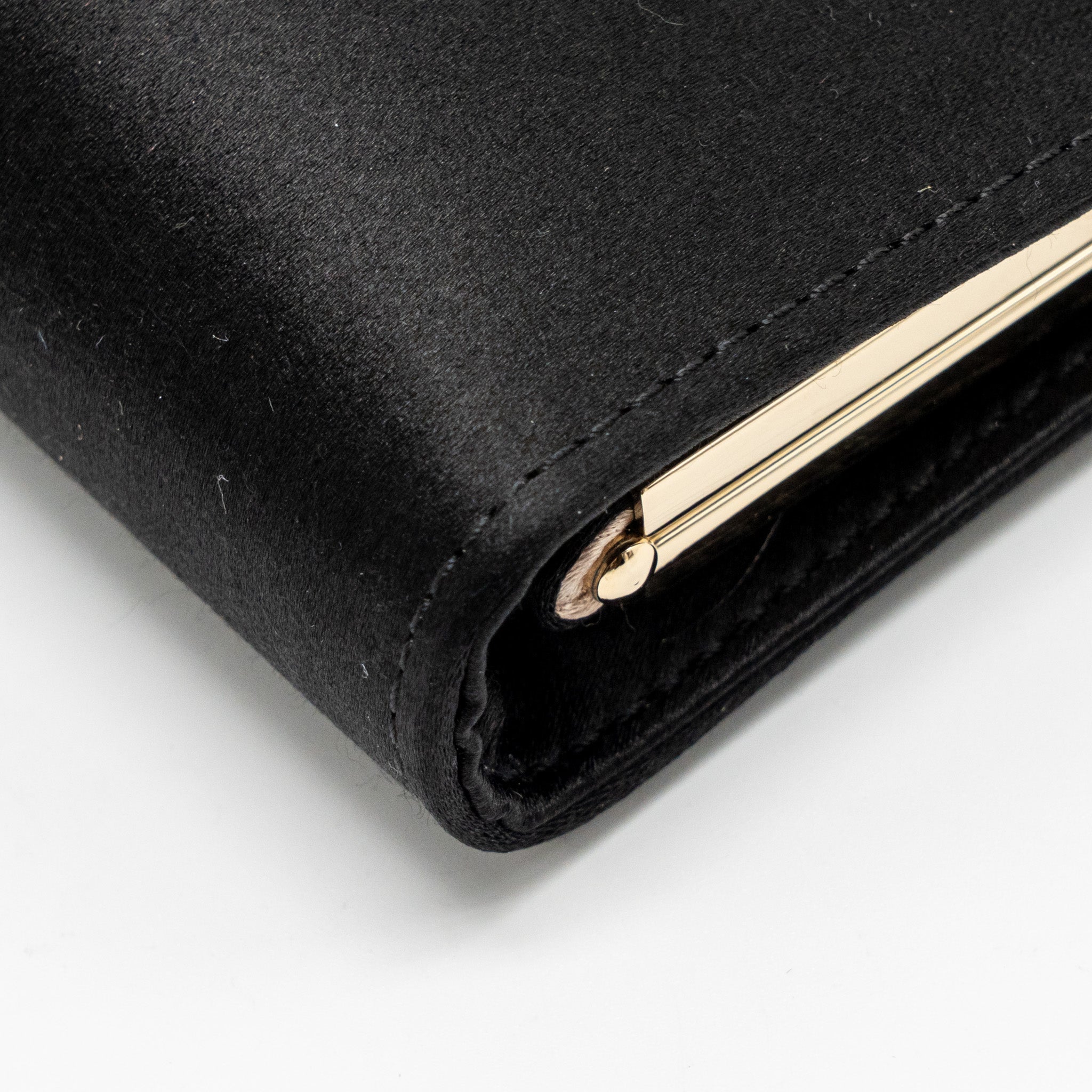 ROGER VIVIER STRASS BUCKLED CLUTCH/PURSE WITH CHAIN SATIN BLACK LGHW