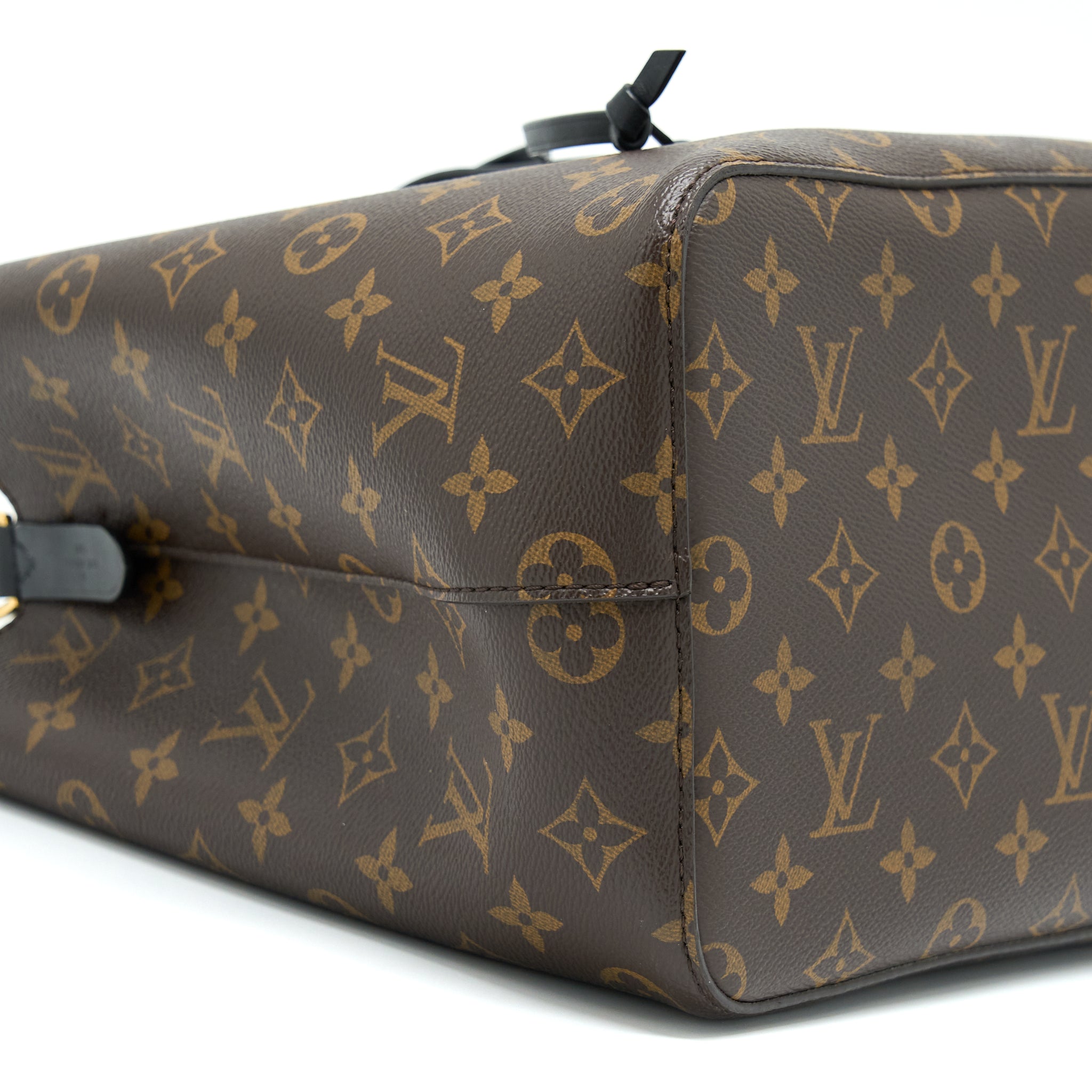 LOUIS VUITTON NEO NOE MONOGRAM CANVAS GHW