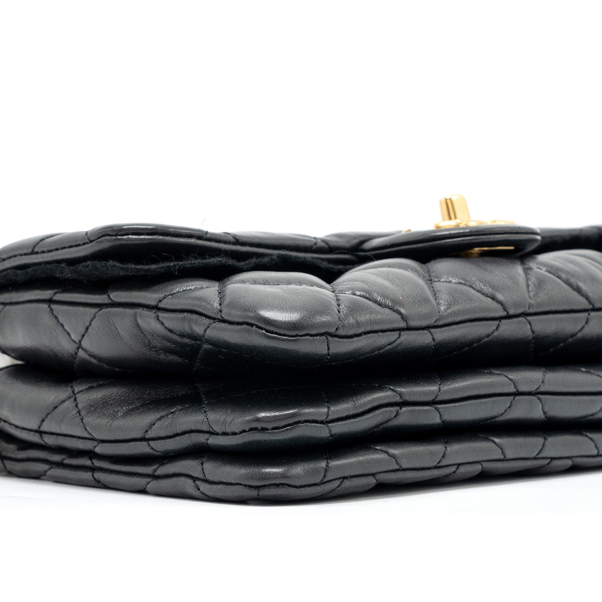 CHANEL 22K GOLD PILLAR ADJUSTABLE CHAIN FLAP BAG LAMBSKIN BLACK BRUSHED GHW (MICROCHIP)