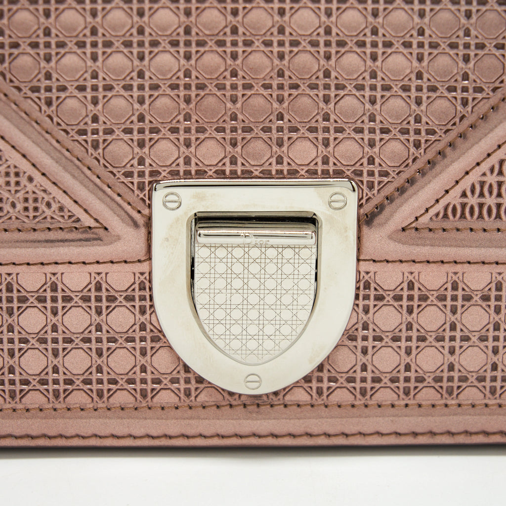 DIOR MEDIUM DIORAMA METALLIC PINK SHW