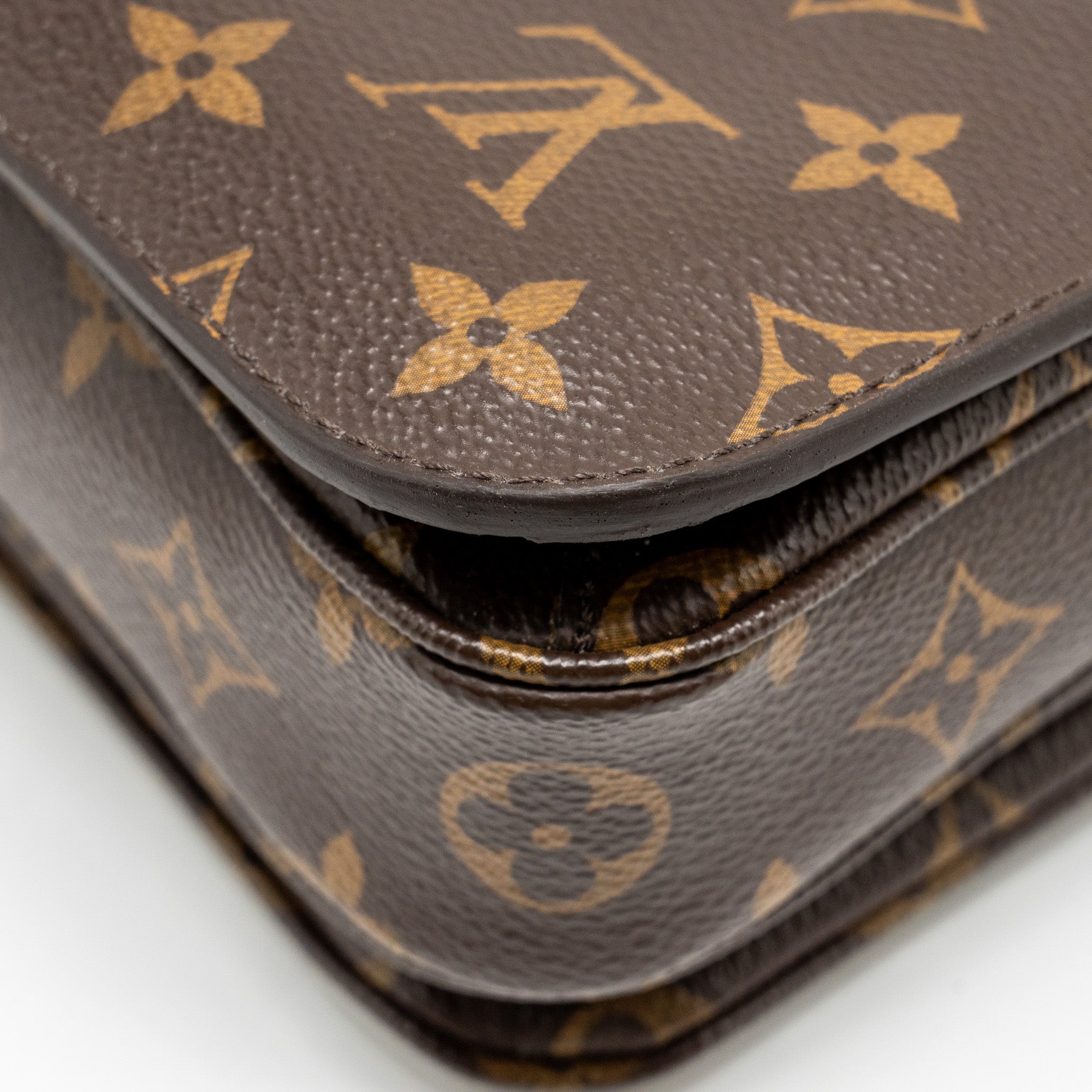 LOUIS VUITTON POCHETTE MÉTIS MONOGRAM CANVAS GHW