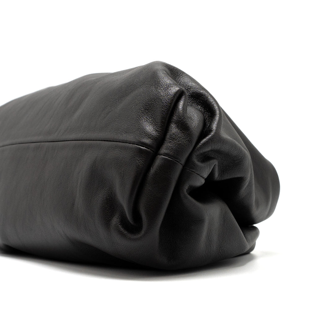 BOTTEGA VENETA CLUTCH CALFSKIN DARK BROWN GHW