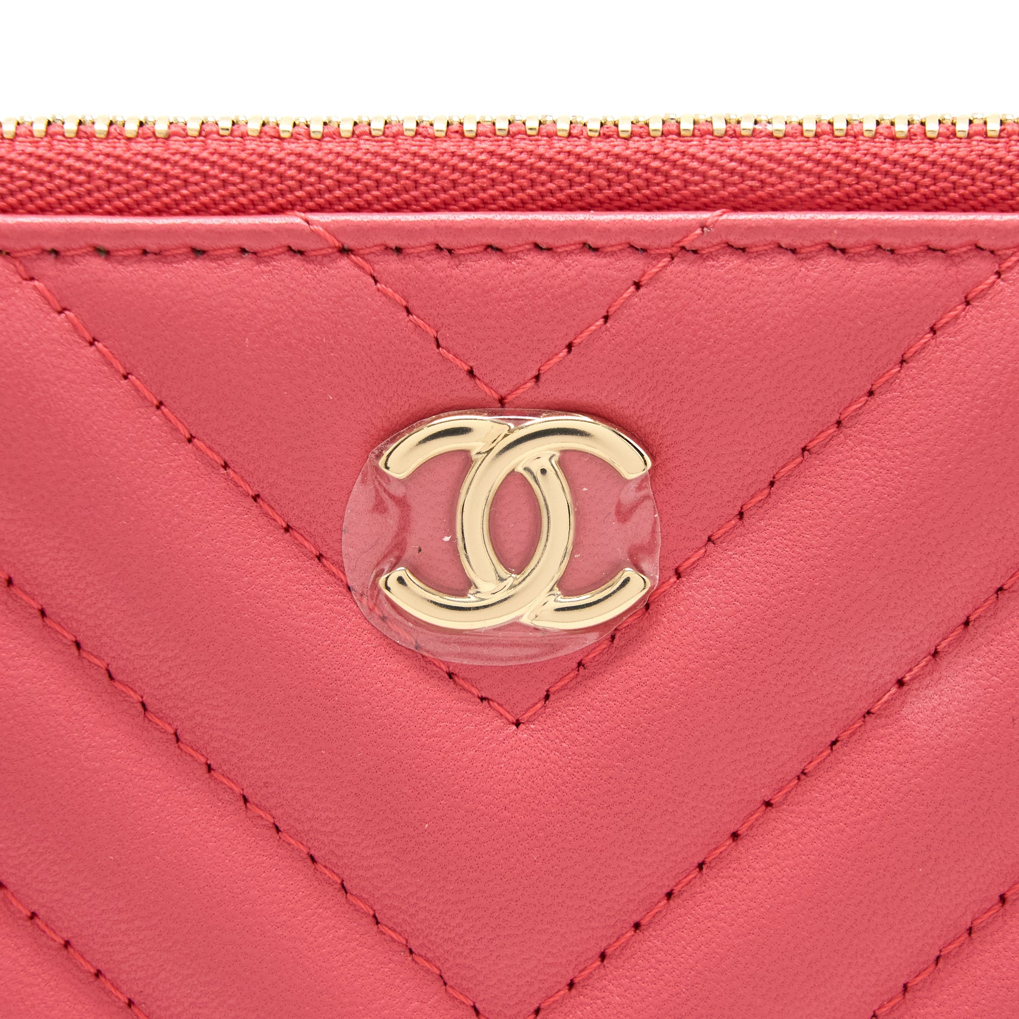 CHANEL CHEVRON CLUTCH LAMBSKIN PINK LGHW