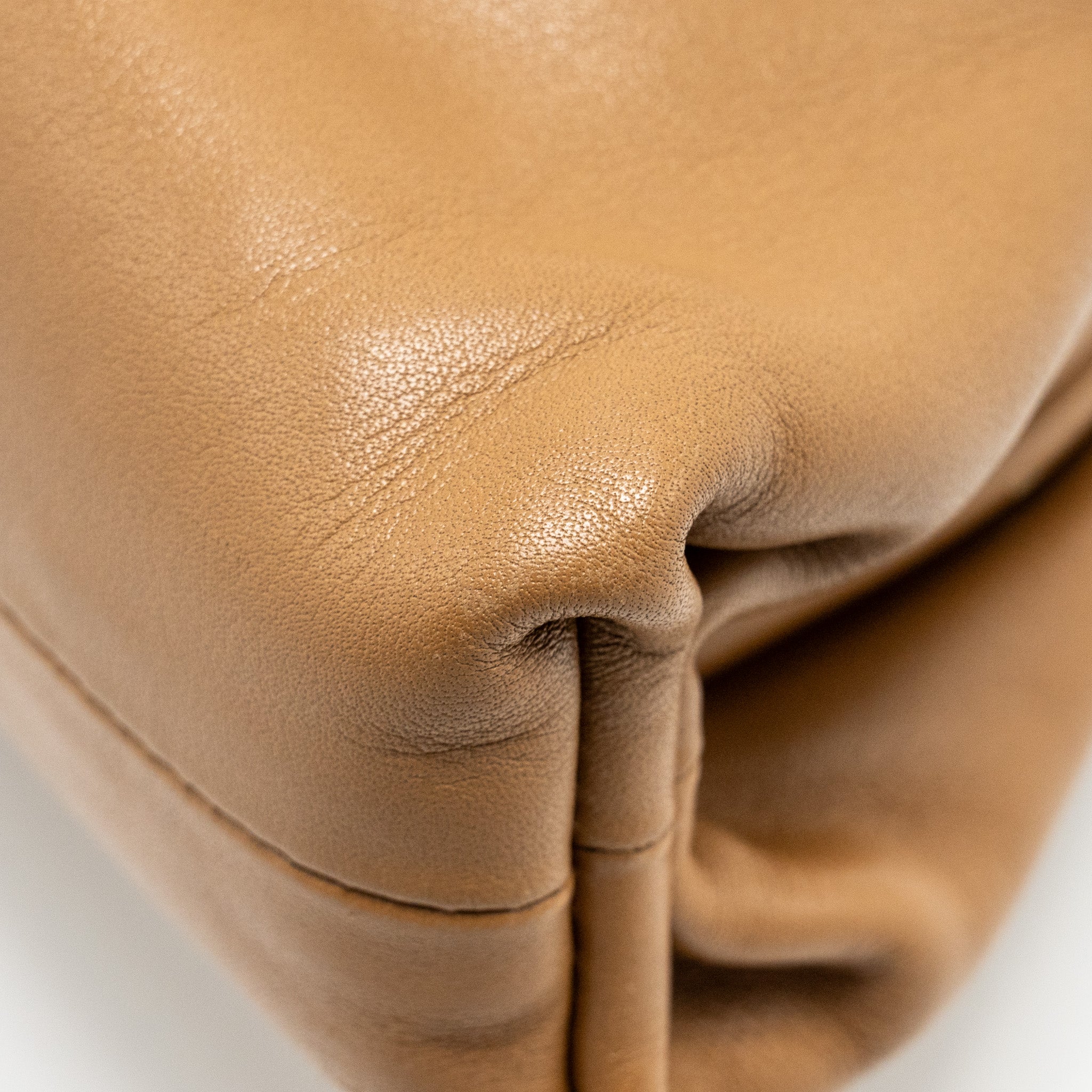 BOTTEGA VENETA MINI THE POUCH SMOOTH CALFSKIN DARK BEIGE GHW