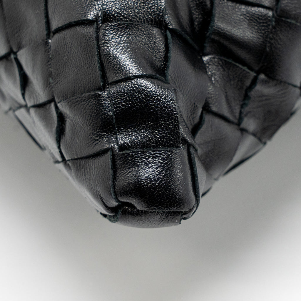 BOTTEGA VENETA HOP BAG CALFSKIN BLACK GHW