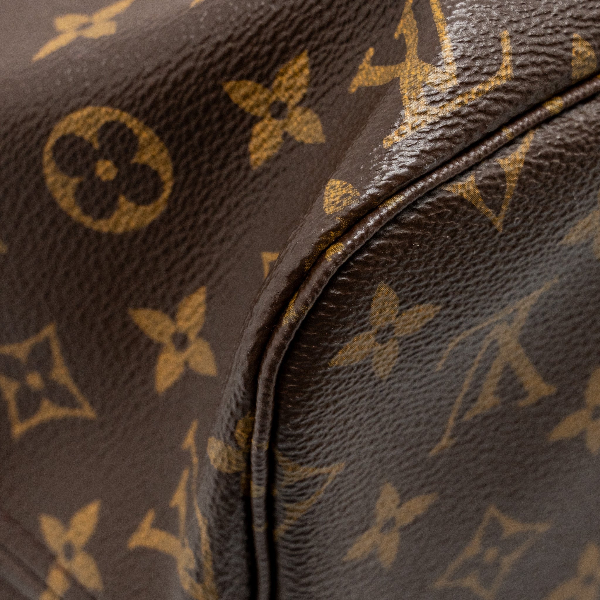 LOUIS VUITTON NEVERFULL MM TOTEM LIMITED EDITION MONOGRAM CANVAS MULITCOLOUR GHW