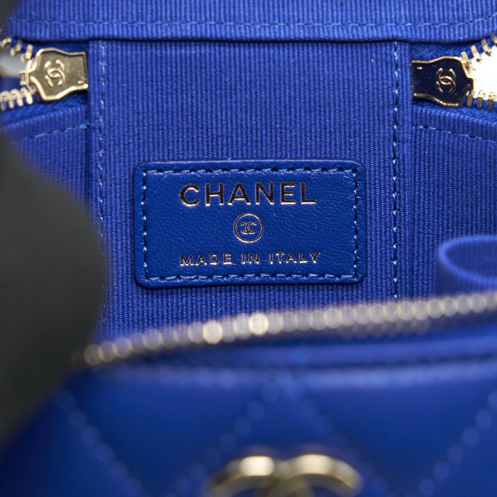 CHANEL 21K MINI TOP HANDLE VANITY WITH CHAIN BLUE LGHW