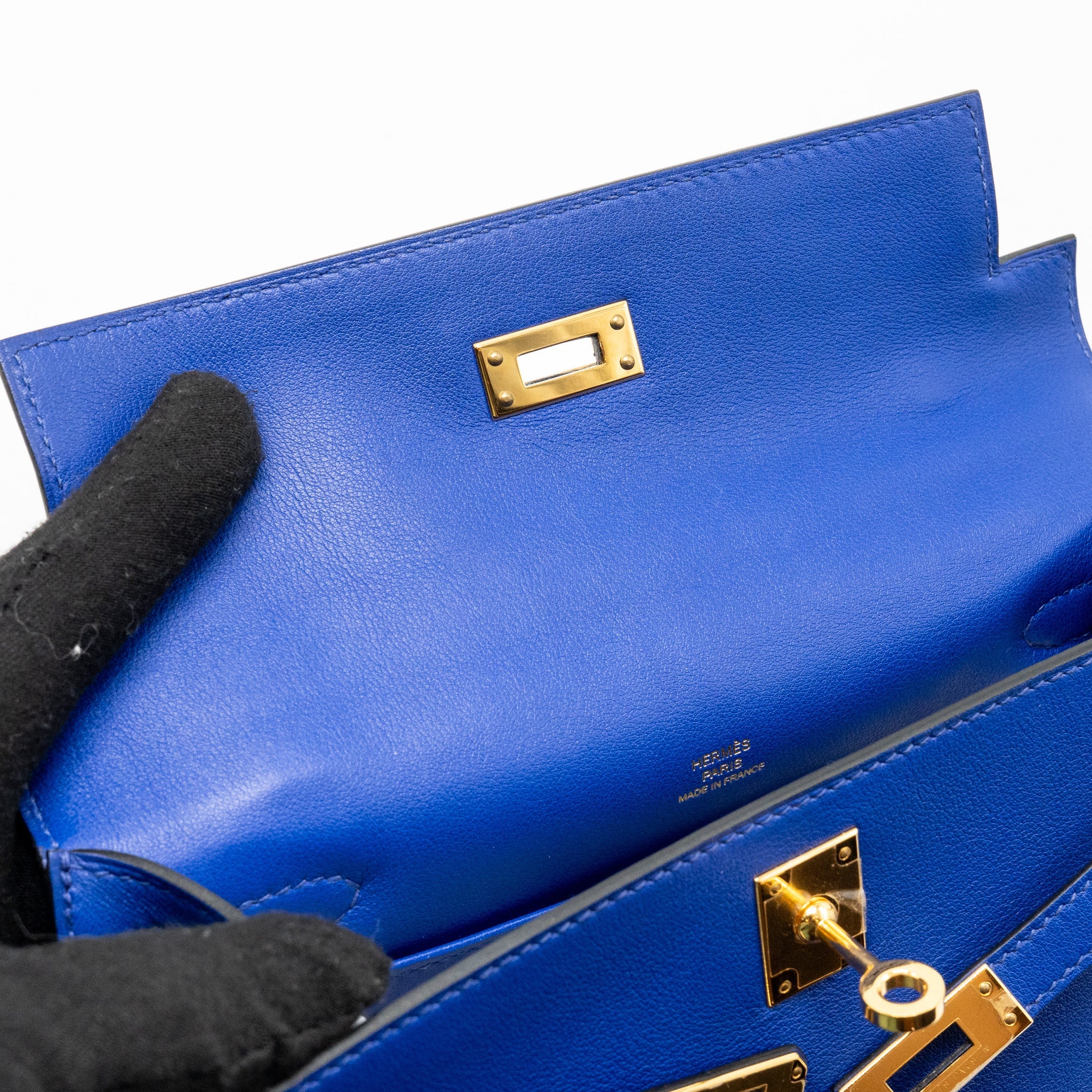 HERMES KELLY POCHETTE SWIFT BLUE ELECTRIC GHW