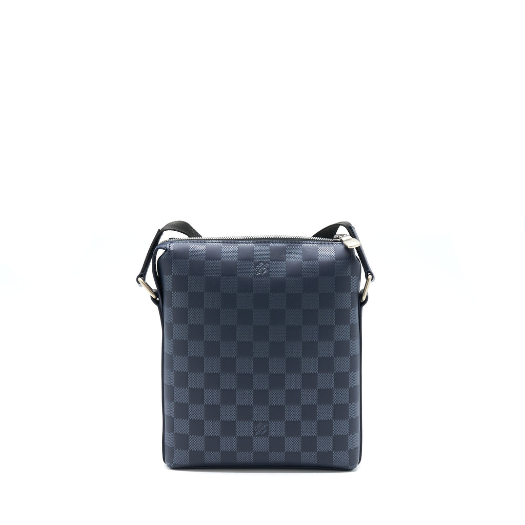 LOUIS VUITTON DISCOVERY MESSENGER BB DAMIER INFINI SHW