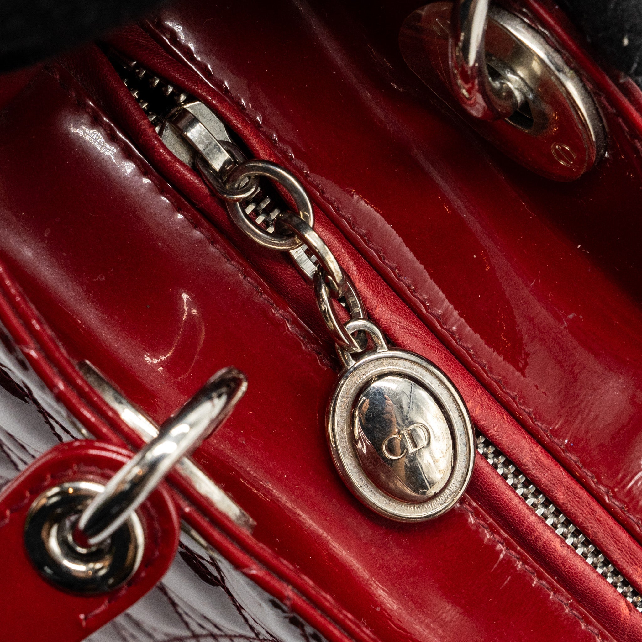 DIOR MEDIUM LADY DIOR PATENT RED SHW
