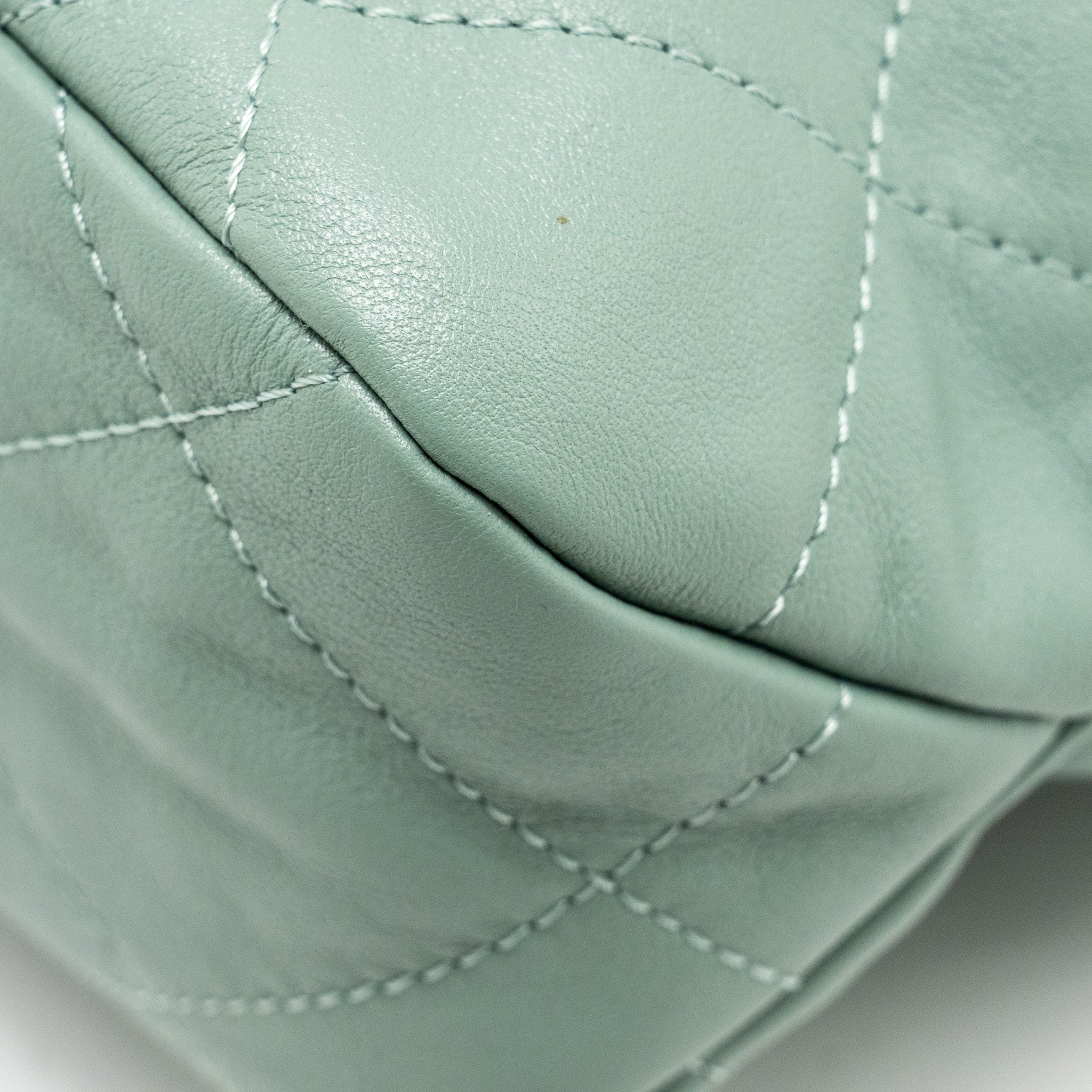 CHANEL 22C HOBO BAG WITH GIANT CHAIN CALFSKIN GREEN GHW (MICROCHIP)