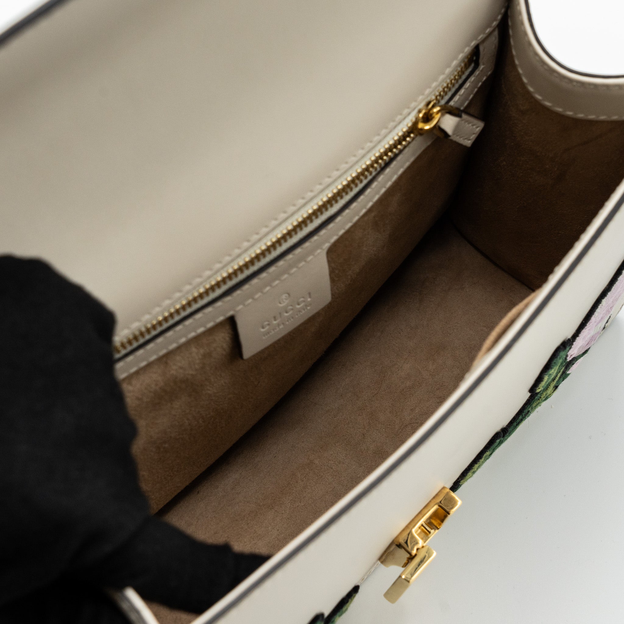 GUCCI SYLVIE EMBROIDERED SHOULDER BAG CALFSKIN WHITE GHW