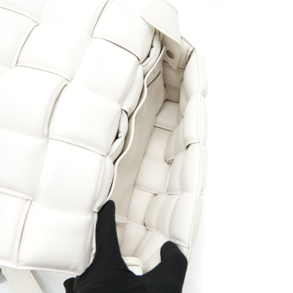 BOTTEGA VENETA PADDED CASSETTE BAG WHITE
