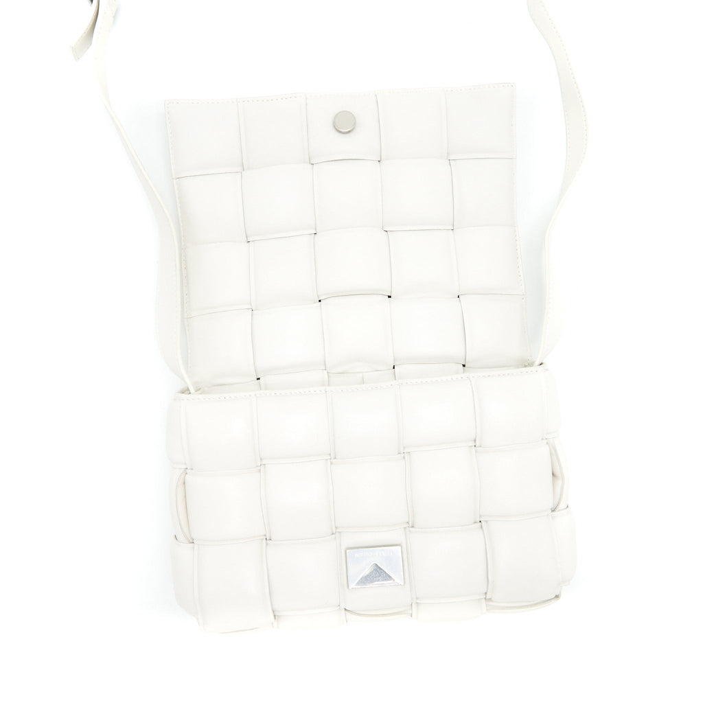 BOTTEGA VENETA PADDED CASSETTE BAG WHITE