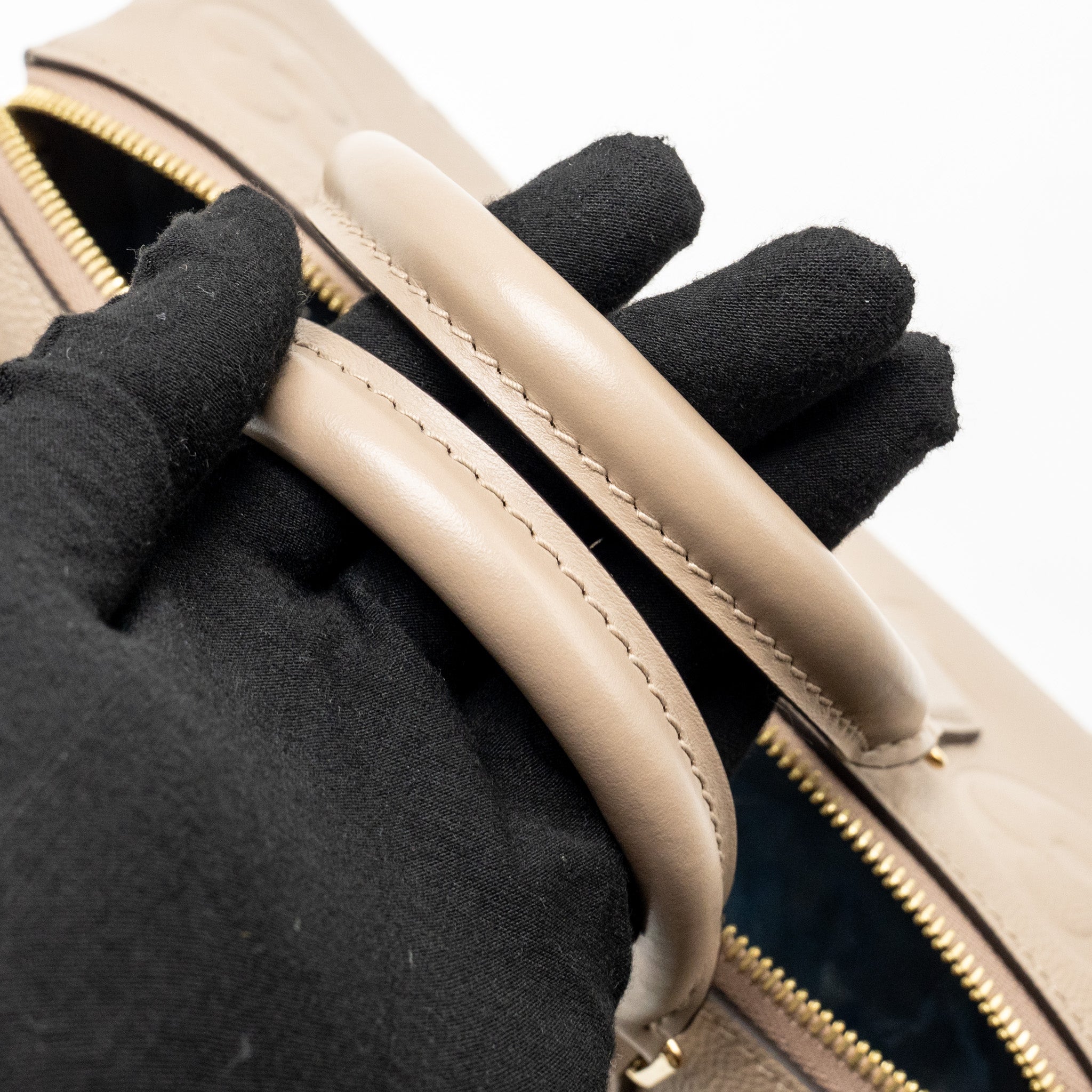 LOUIS VUITTON SPEEDY BANDOULIÈRE 25 EMPREINTE LEATHER TOURTERELLE GHW