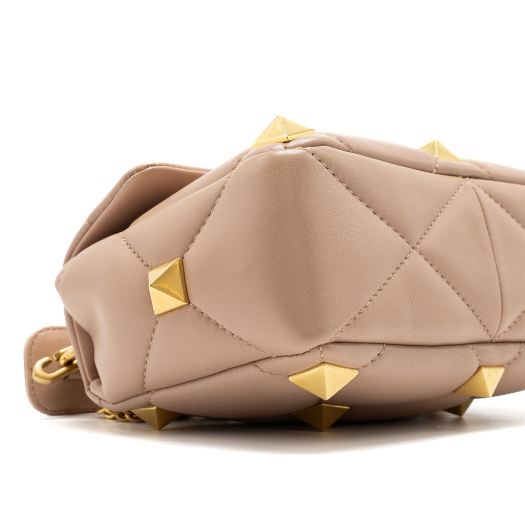VALENTINO MEDIUM ROMAN STUD SHOULDER BAG NAPPA POUDRE GHW