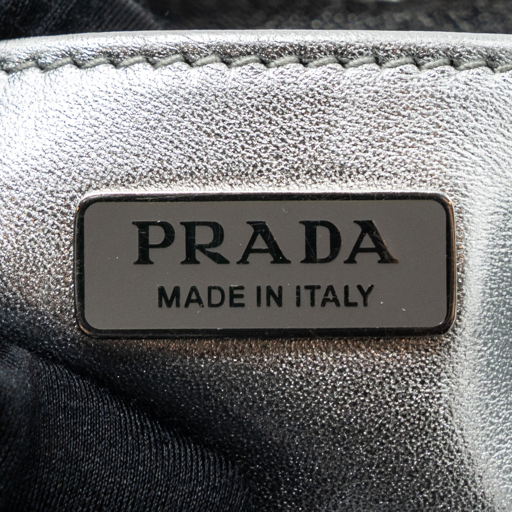PRADA BORSA A SPALLA CLEO PELLE SPAZZOLATO LEATHER ARGENTO SHW