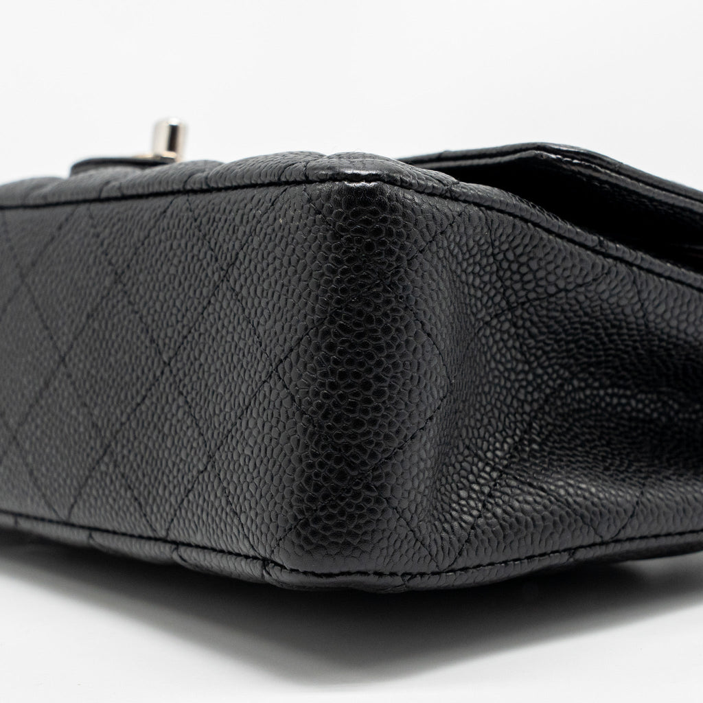 CHANEL MEDIUM CLASSIC DOUBLE FLAP BAG CAVIAR BLACK SHW
