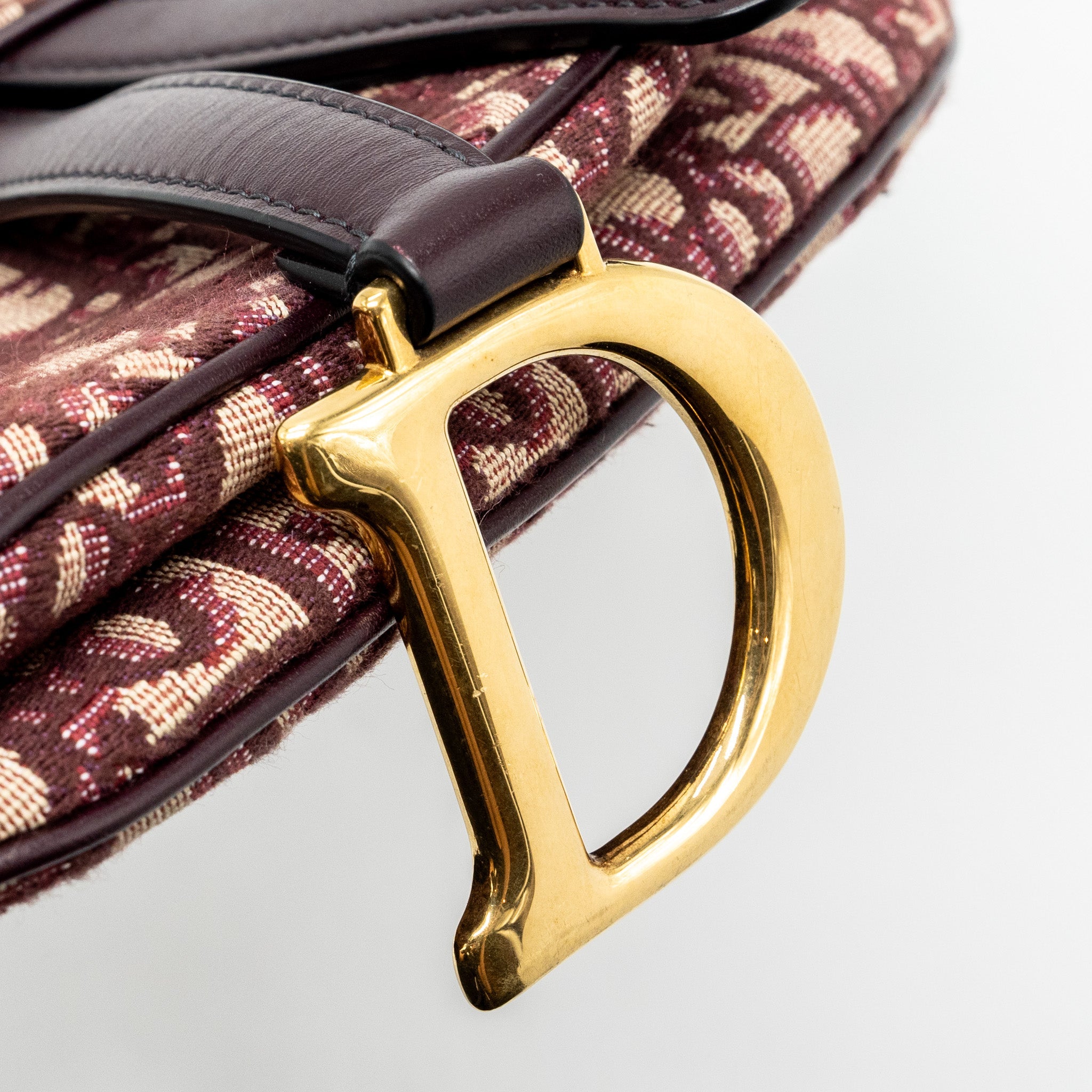 DIOR MEDIUM SADDLE BAG RED OBLIQUE EMBROIDERY GHW WITH AN EXTRA DIOR STRAP