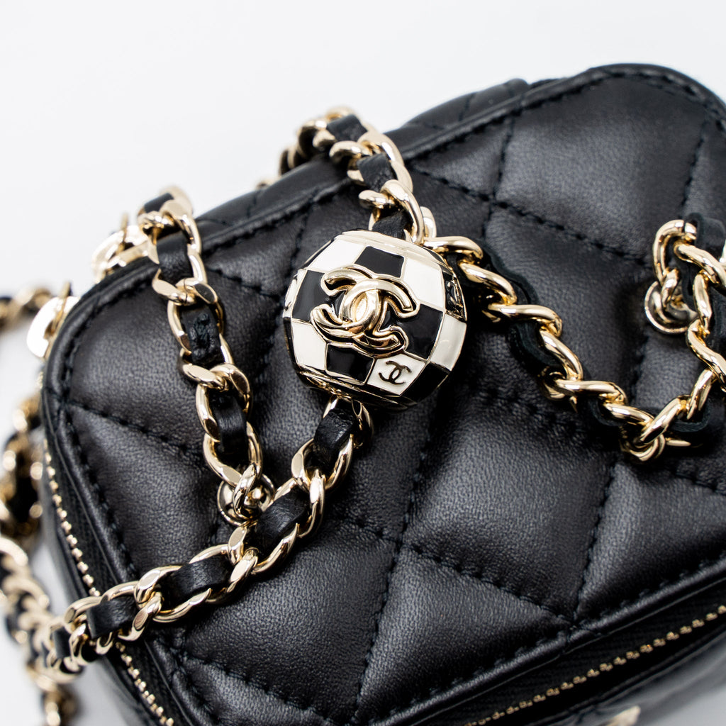 CHANEL 23C PEARL CRUSH MINI VANITY WITH CHAIN LAMBSKIN BLACK LGHW (MICROCHIP)