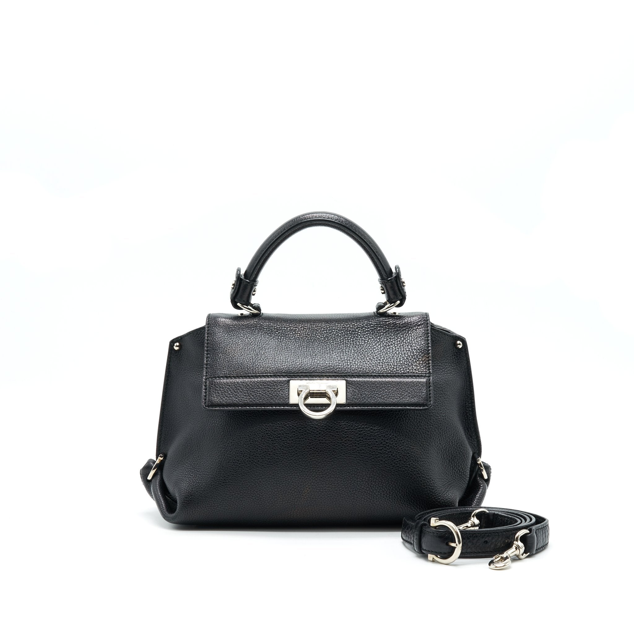 SALVATORE FERRAGAMO SOPHIA HANDLE CROSSBODY BAG IN BLACK SHW