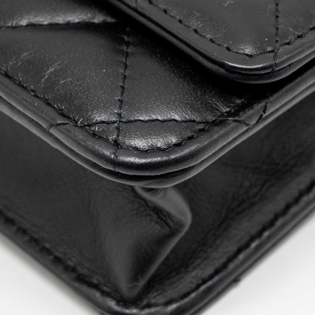 CHANEL 2.55 REISSUE WALLET ON CHAIN AGED CALFSKIN BLACK GHW (MICROCHIP)