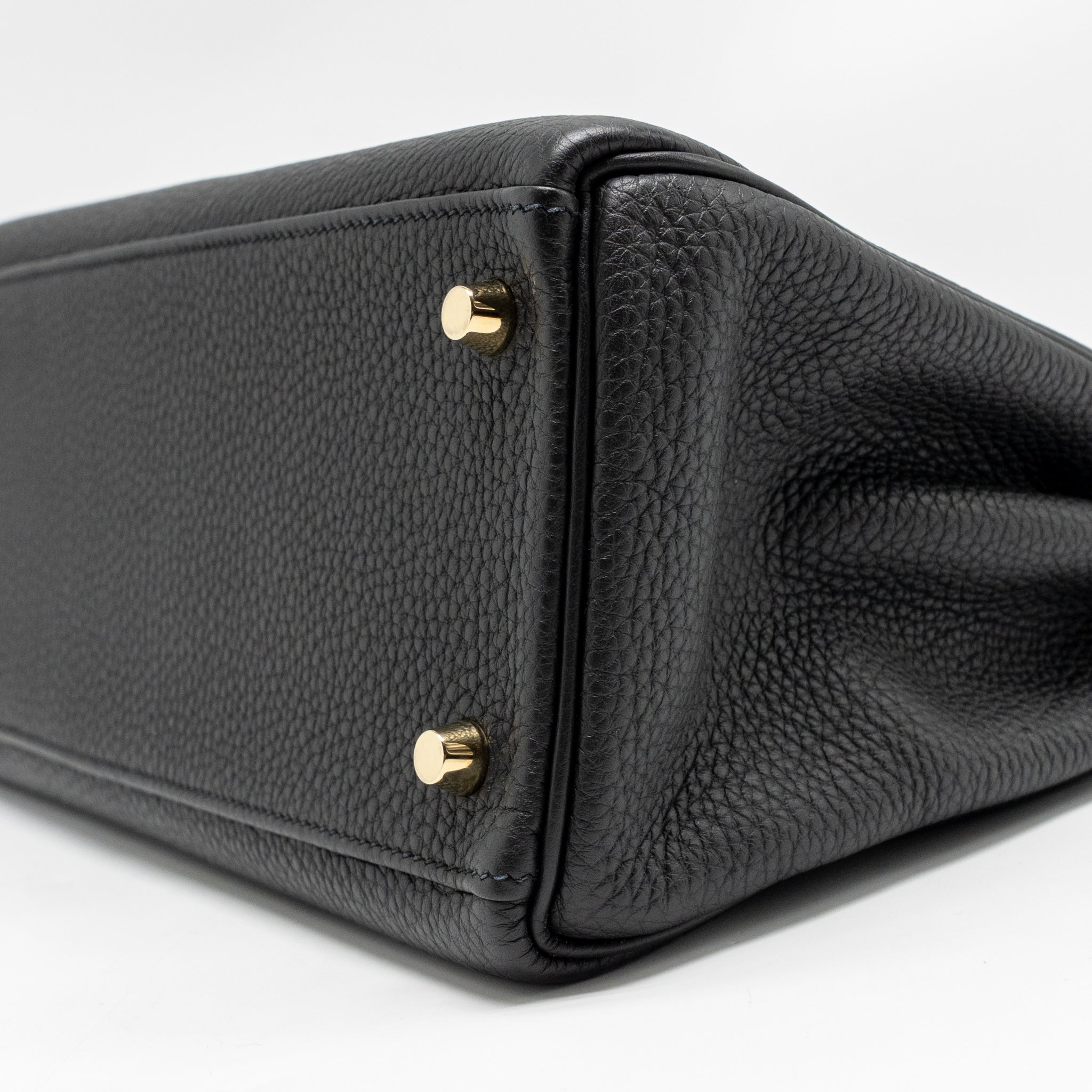 HERMES KELLY 28 TOGO BLACK GHW