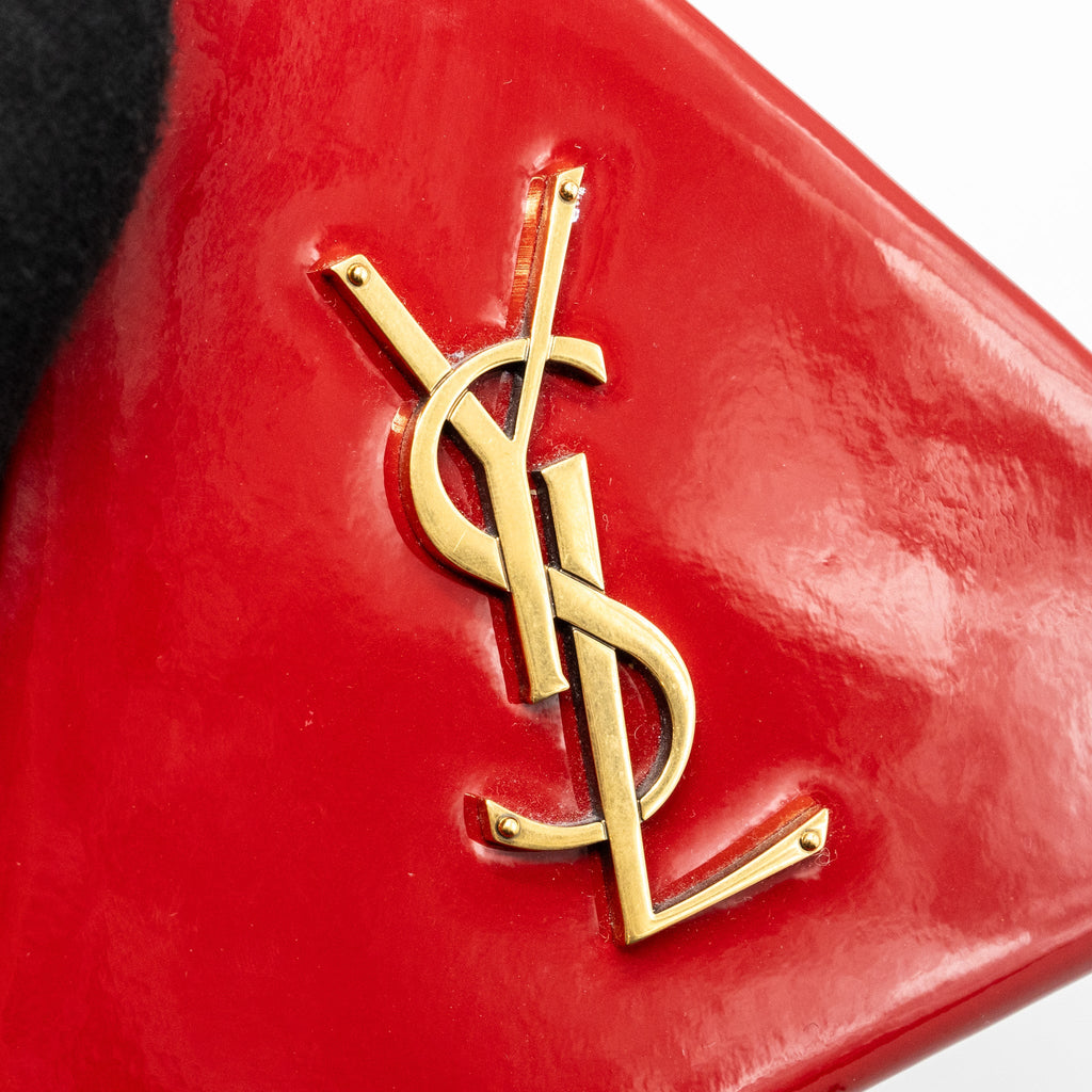 SAINT LAURENT/YSL PYRAMID CLUTCH PATENT ROUGE GHW