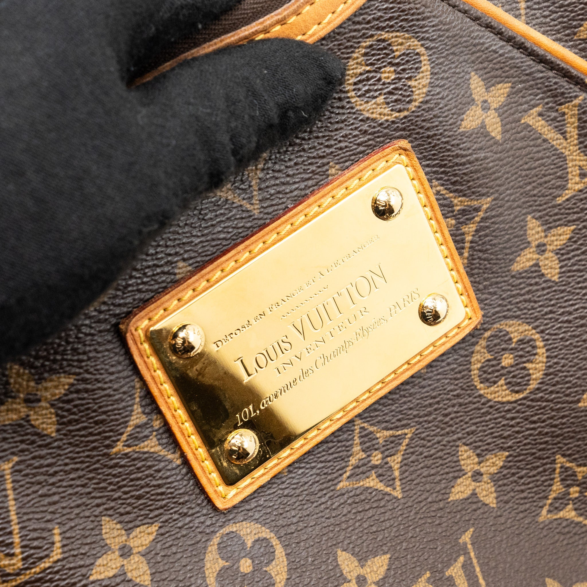 LOUIS VUITTON THAMES GM SHOULDER BAG MONOGRAM CANVAS GHW
