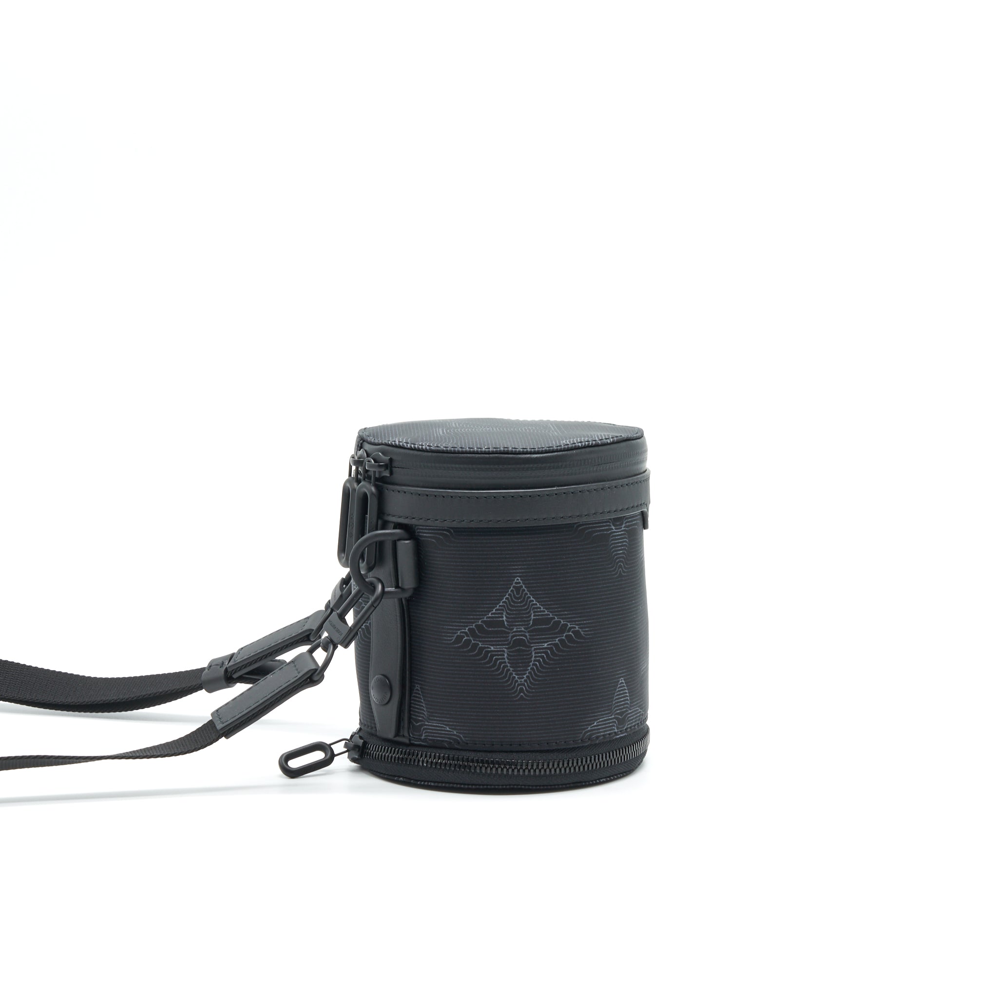 LOUIS VUITTON 2054 EXPANDABLE POLOCHON