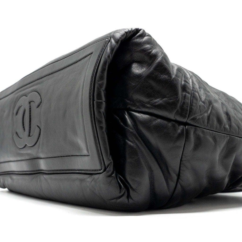 CHANEL PUFFY DOWN DOWN TOTE BAG LAMBSKIN BLACK SHW