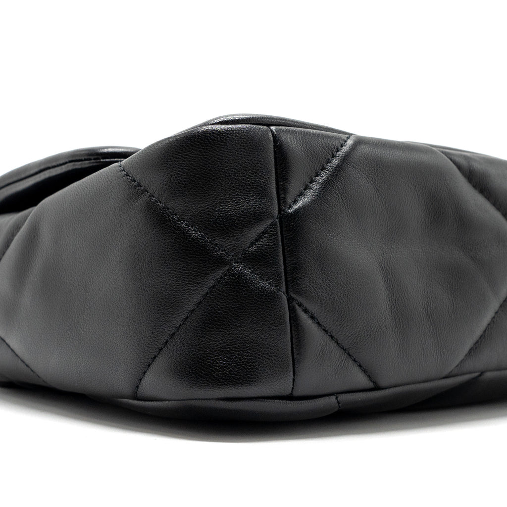 CHANEL SMALL 19 BAG LAMBSKIN BLACK MULTICOLOUR HARDWARE (MICROCHIP)