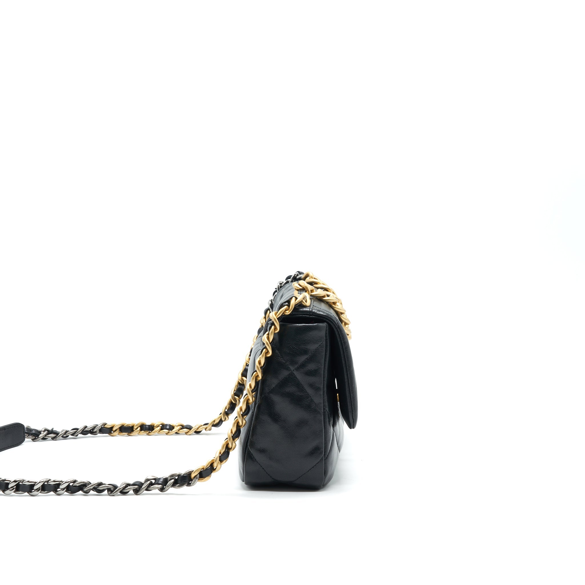 CHANEL 19 SMALL IN BLACK GOATSKIN LEATHER