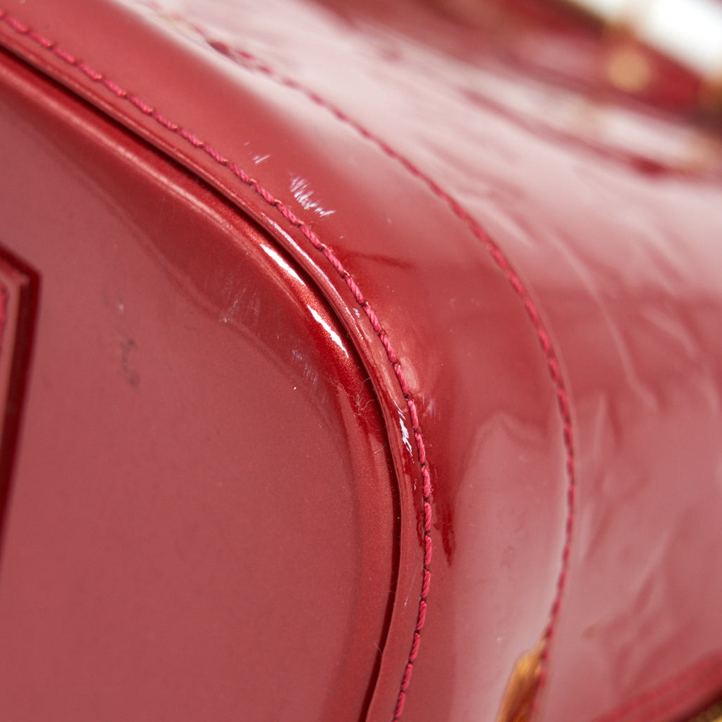 LOUIS VUITTON ALMA GM PATENT LEATHER RED